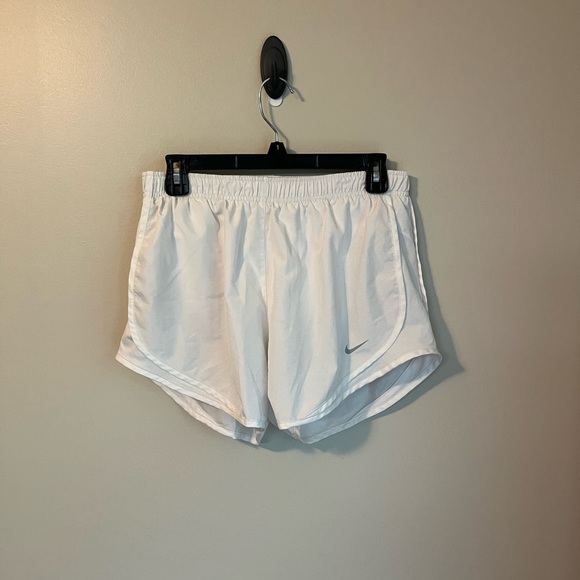 Nike Running Shorts - Picture 1 of 3